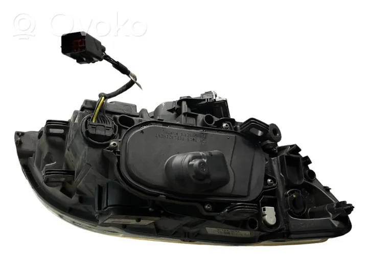 Volvo S60 Lampa przednia 31395904