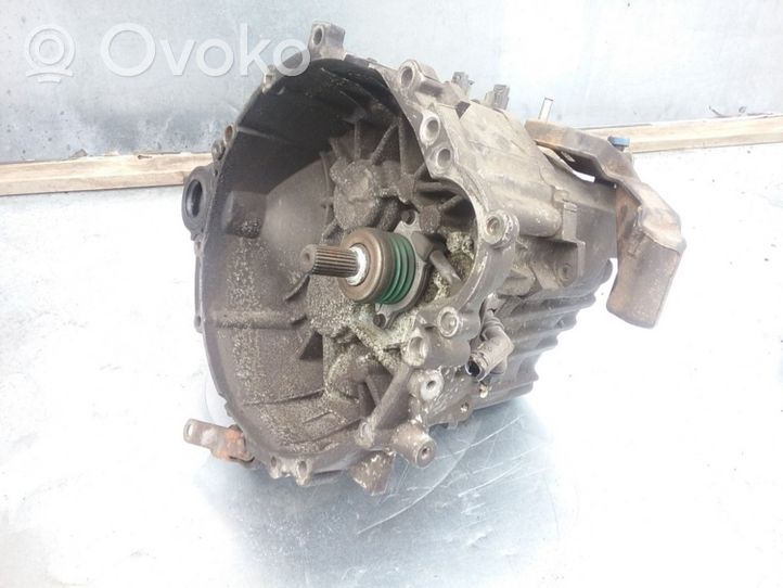 Volvo V70 Manual 5 speed gearbox P8647073