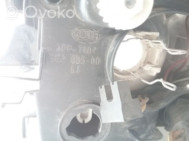 Audi A3 S3 8L Lampa przednia 96303500