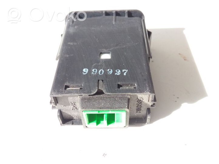 Honda CR-V Headlight level height control switch M10588