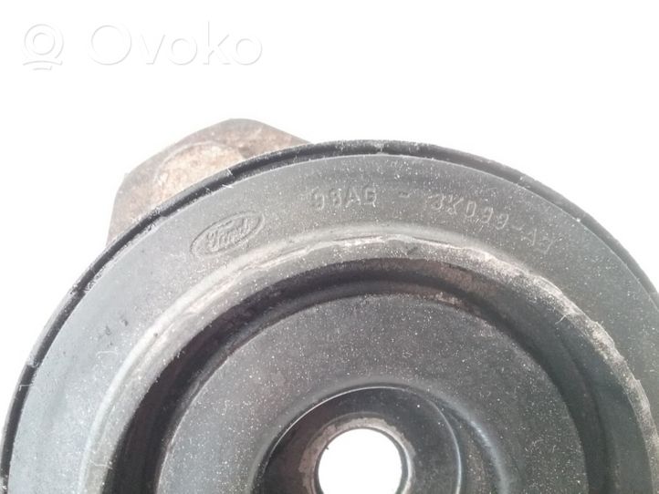 Ford Focus Supporto per montante superiore anteriore 98AG3K455AF