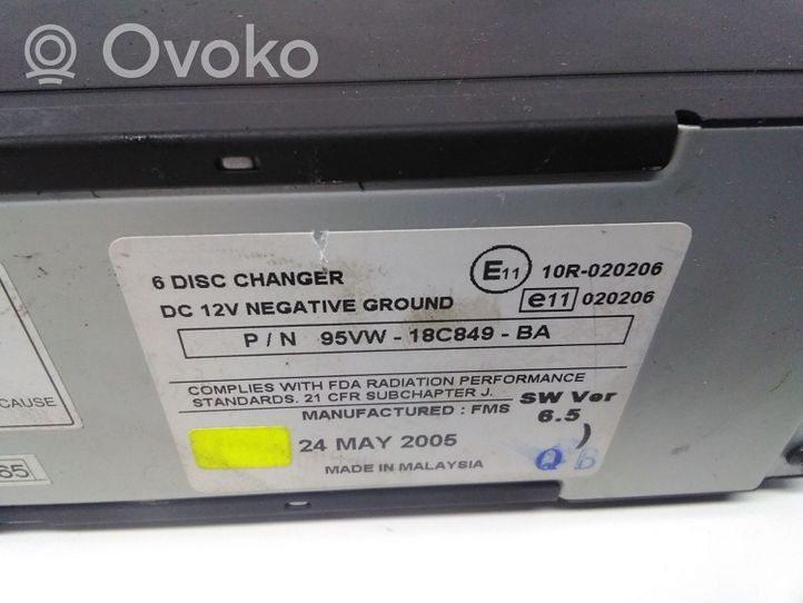 Ford Galaxy Changeur CD / DVD 3893A365