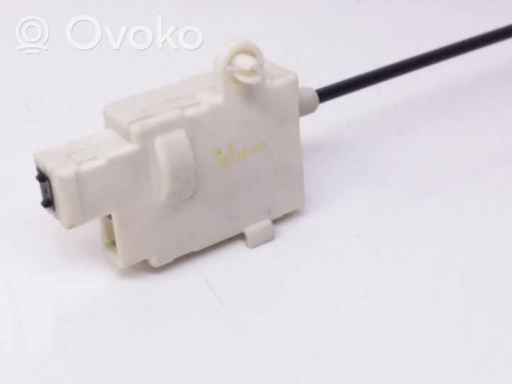 Renault Megane II Fuel tank cap lock motor 091003