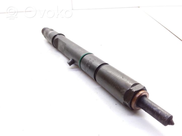 Audi A6 S6 C5 4B Fuel injector 0432133836