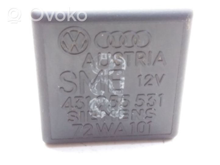 Audi 80 90 S2 B4 Hätävilkun rele 431955531