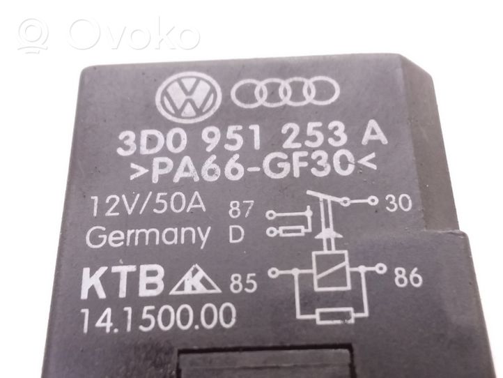 Volkswagen Caddy Relè lampeggiatore d'emergenza 14150000