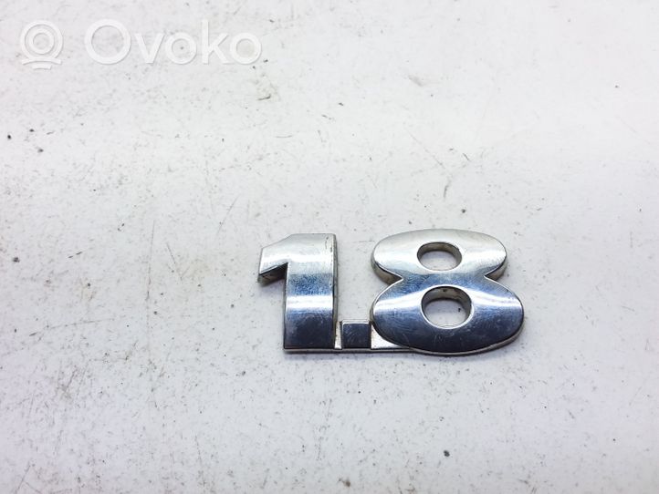 Volkswagen PASSAT B5 Manufacturers badge/model letters 