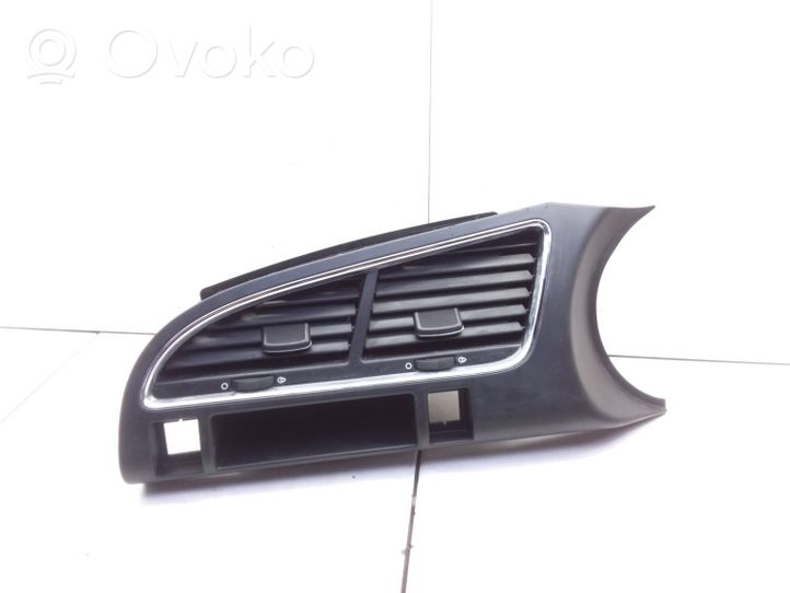 Peugeot 3008 I Copertura griglia di ventilazione cruscotto 9688612577