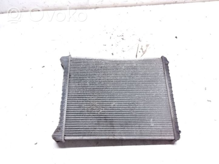 Audi A2 Radiateur de refroidissement 8Z0121251D