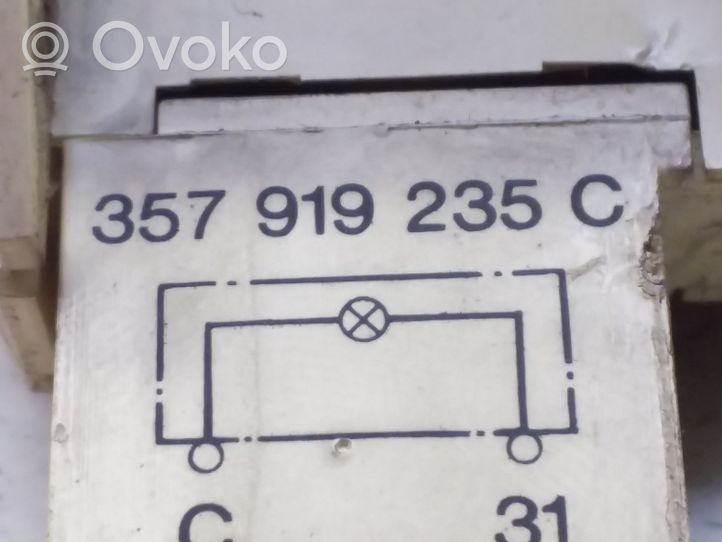 Volkswagen Transporter - Caravelle T4 Inne przełączniki i przyciski 357919235C