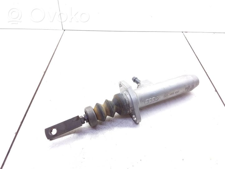 Audi 100 S4 C4 Clutch slave cylinder 4A0721401