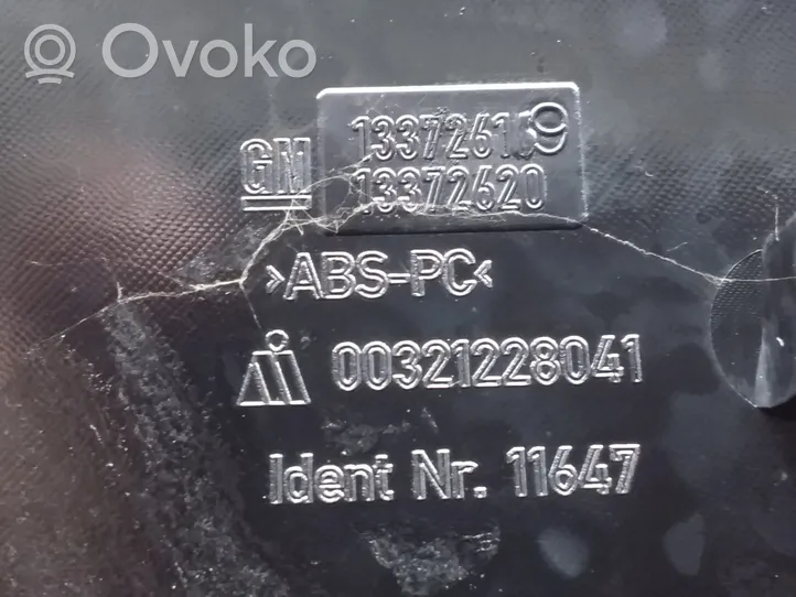 Opel Astra J Uchwyt / Rączka zewnętrzna otwierania klapy tylnej / bagażnika 13372619