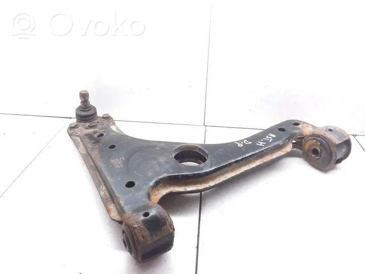 Opel Astra H Front lower control arm/wishbone 