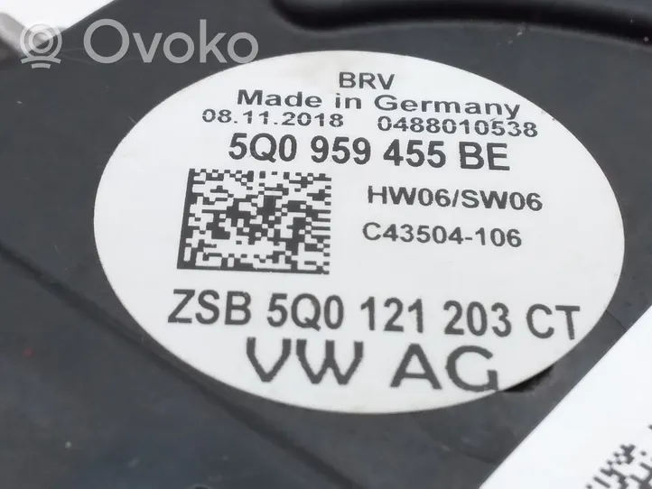 Volkswagen Golf VII Elektryczny wentylator chłodnicy 5Q0959455BE