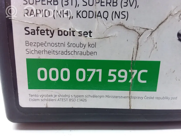 Skoda Superb B6 (3T) Nakrętki kół zabezpieczające przed kradzieżą 000071597C