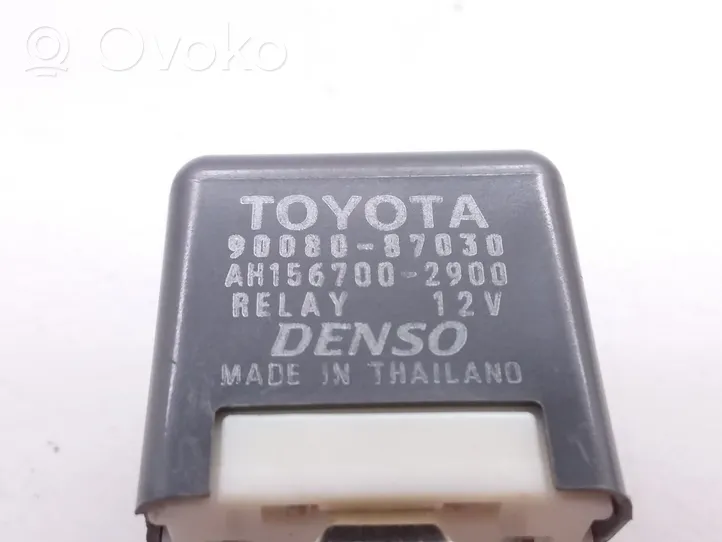 Toyota Avensis T250 Autres relais 9008087030
