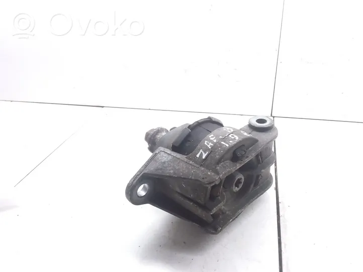 Opel Zafira B Supporto di montaggio del motore 24427641