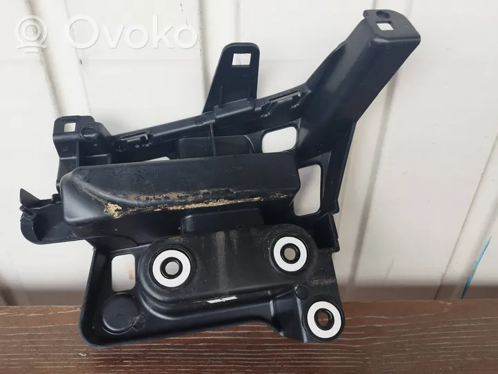 Peugeot 208 Support de pare-chocs arrière 9823209480