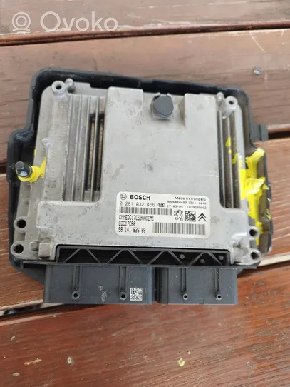 Peugeot 208 Komputer / Sterownik ECU silnika 9814182680