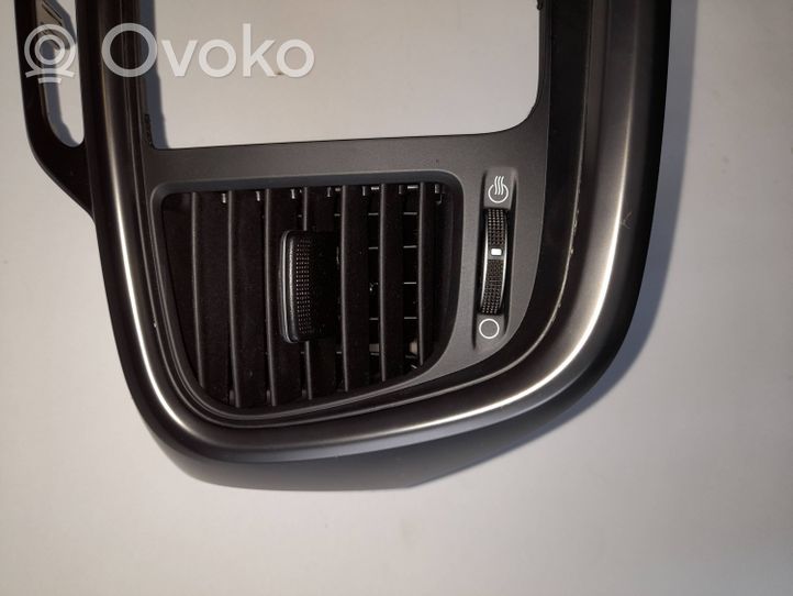 KIA Sorento Panelės apdailos skydas (centrinis) 84740C5100CP7