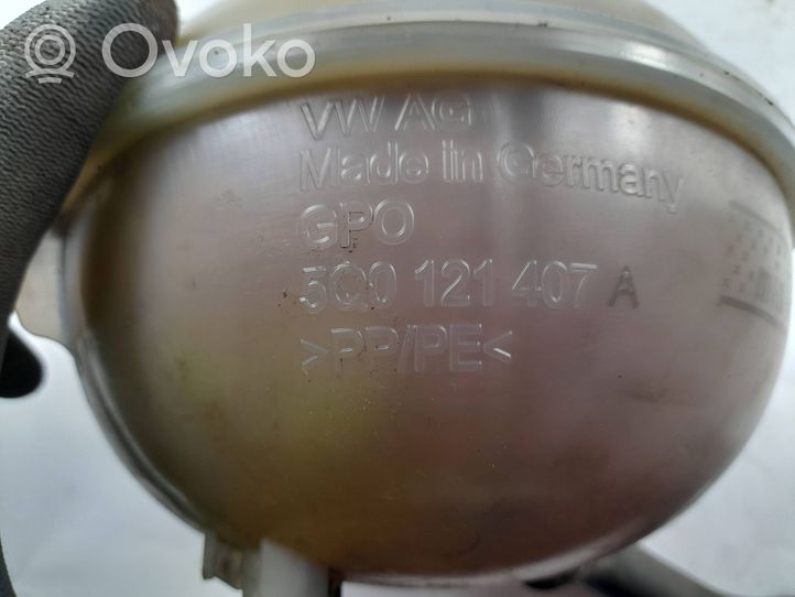Skoda Octavia Mk3 (5E) Zbiornik wyrównawczy chłodziwa 5q0121407A