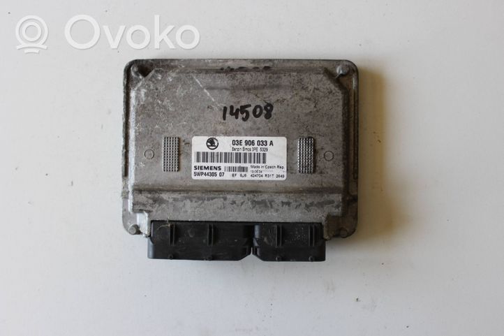 Skoda Fabia Mk1 (6Y) Sterownik / Moduł ECU 03E906033A