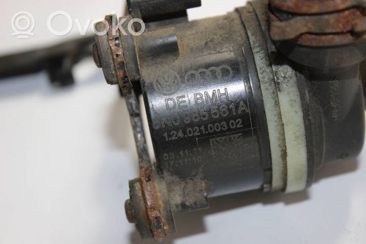 Volkswagen PASSAT B7 Pompe à eau de liquide de refroidissement 5N0965561A