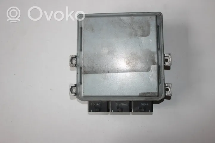 Citroen C6 Variklio valdymo blokas 9658198080