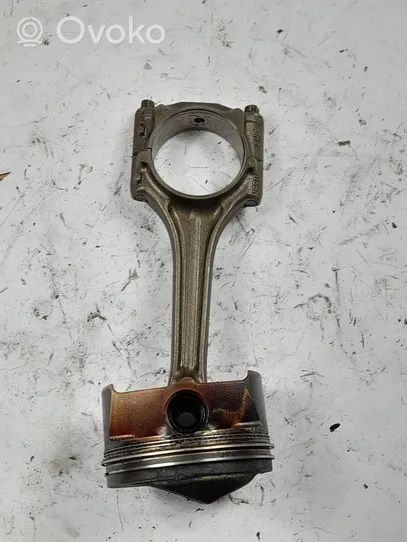 Volkswagen PASSAT B7 Piston with connecting rod 162422