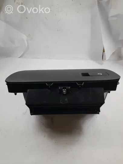 Volkswagen PASSAT B7 Glove box set 3AB857097