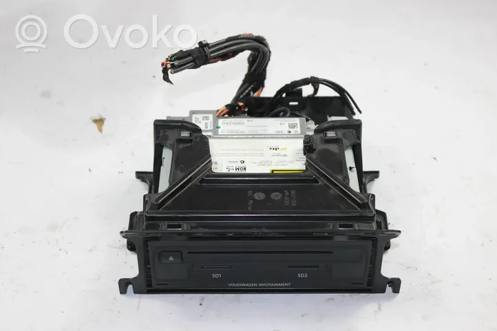 Volkswagen PASSAT B8 Panel / Radioodtwarzacz CD/DVD/GPS 3G0035043A