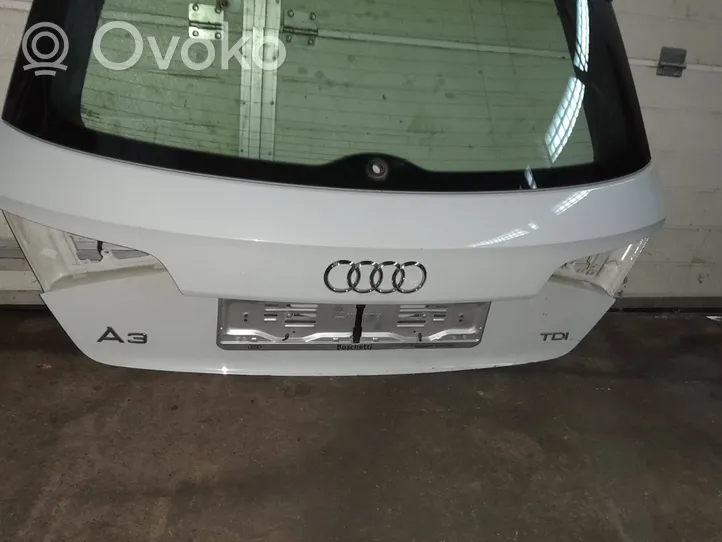 Audi A3 S3 8V Galinis dangtis (bagažinės) 