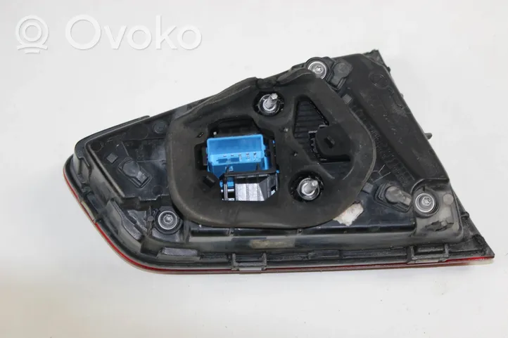 Volkswagen PASSAT B8 Luci posteriori del portellone del bagagliaio 3G5945308A