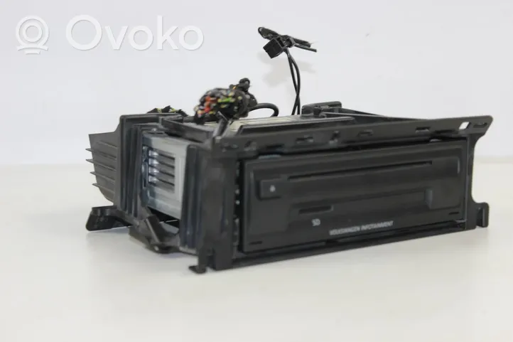 Volkswagen PASSAT B8 Panel / Radioodtwarzacz CD/DVD/GPS 3Q0035819