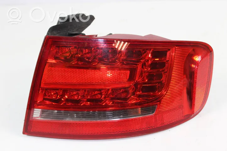 Audi A4 S4 B8 8K Feux arrière / postérieurs 8K5945096K