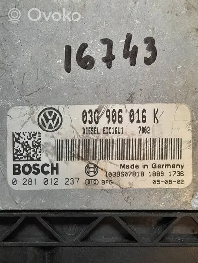 Skoda Octavia Mk2 (1Z) Sterownik / Moduł ECU 03G906016K