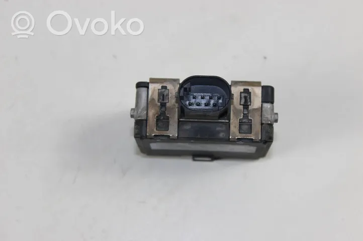 Volkswagen PASSAT B8 Distronic sensor radar 3Q0907561B