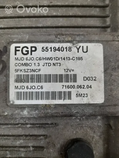 Opel Combo C Calculateur moteur ECU 55194018