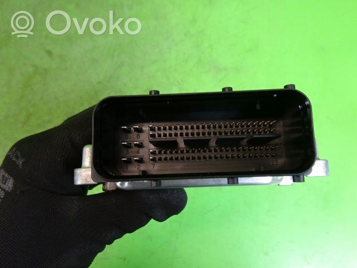 Hyundai ix35 Sterownik / Moduł ECU 954403B815