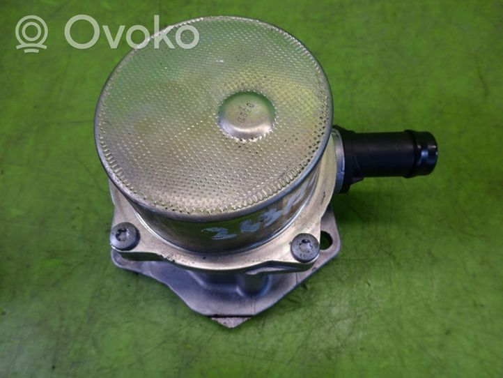 Renault Clio II Vacuum pump 700673030