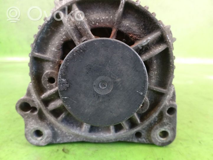 Volkswagen Golf III Generatore/alternatore 028903018BX