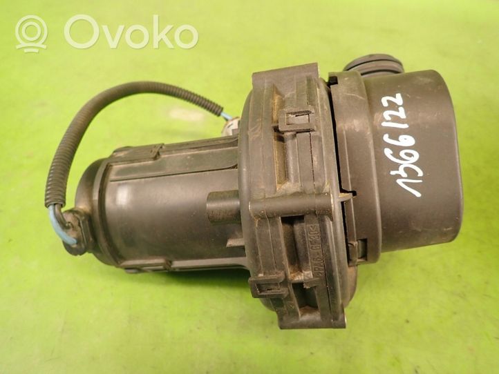 Volvo 960 Secondary air pump 9146782