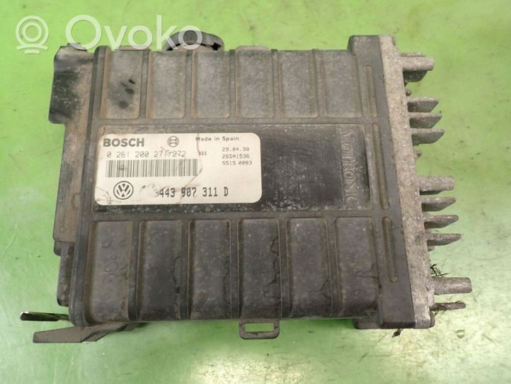 Volkswagen PASSAT B3 Unité de commande, module ECU de moteur 0261200271 443907311D