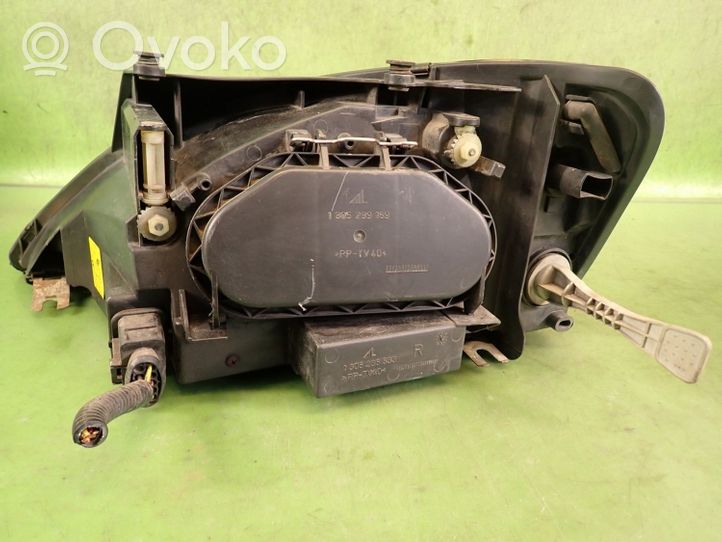 Ford Mondeo Mk III Lampa przednia 7M5941016E 0301183202