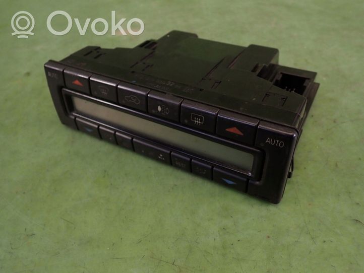 Mercedes-Benz E AMG W210 Climate control unit 2108303285