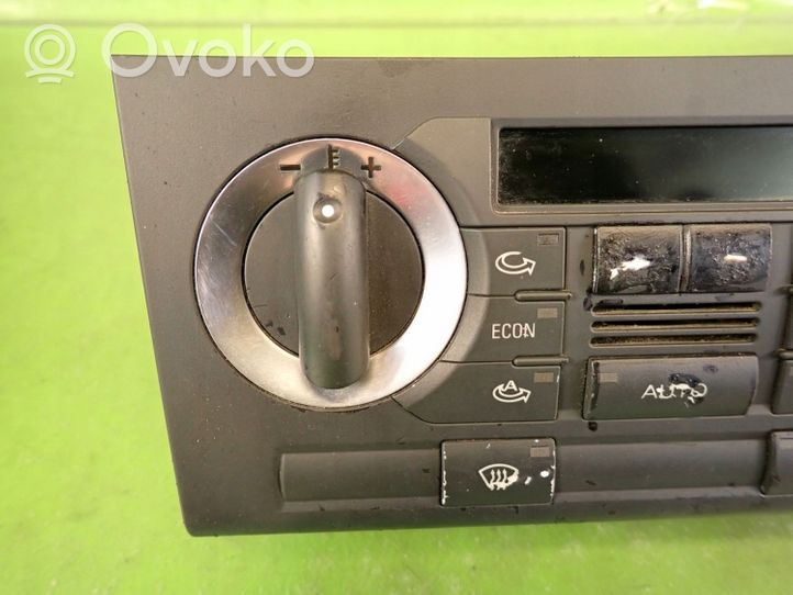 Audi A3 S3 8P Console centrale, commande chauffage/clim 8P0820043