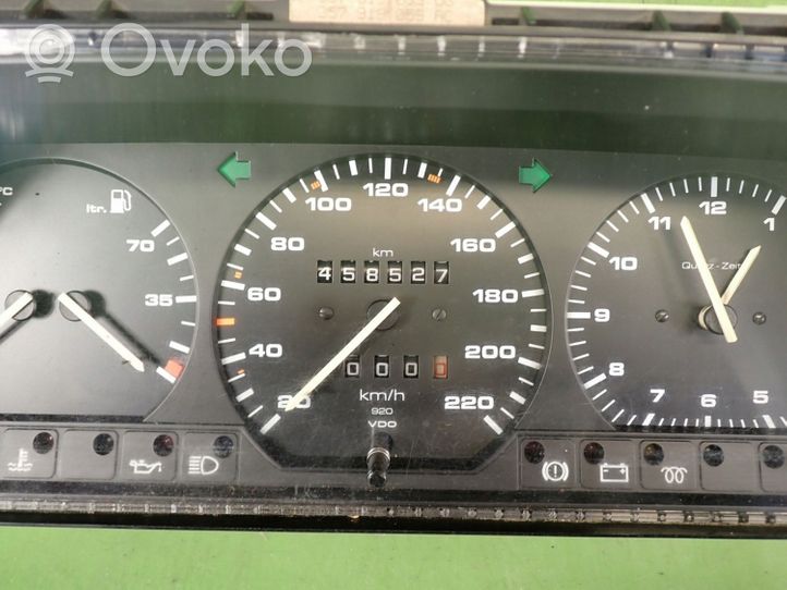 Volkswagen PASSAT B3 Compteur de vitesse tableau de bord 357919059AD