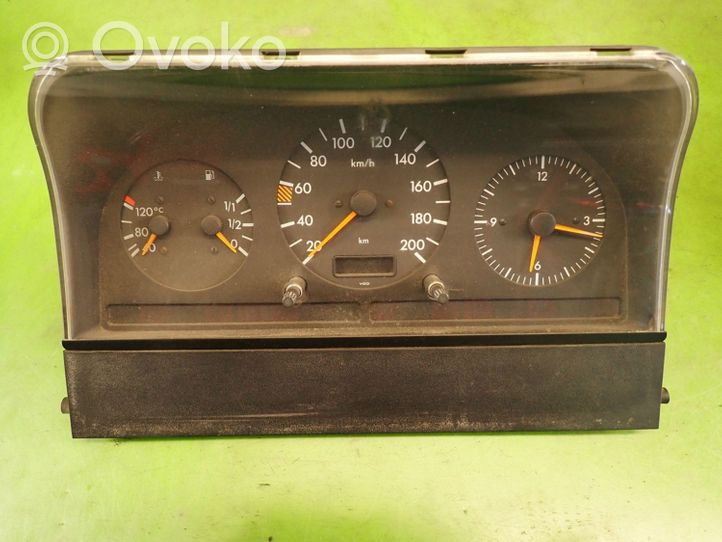 Mercedes-Benz Sprinter W901 W902 W903 W904 Nopeusmittari (mittaristo) MB0005425301