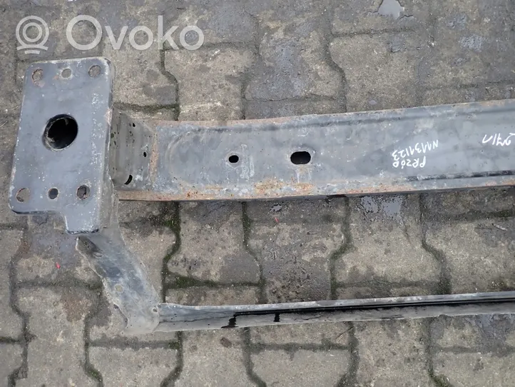 Fiat Punto (188) Belka zderzaka przedniego 