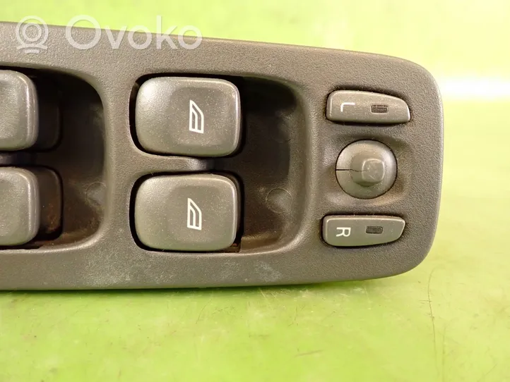 Volvo S80 Quarter vent window switch 9452939